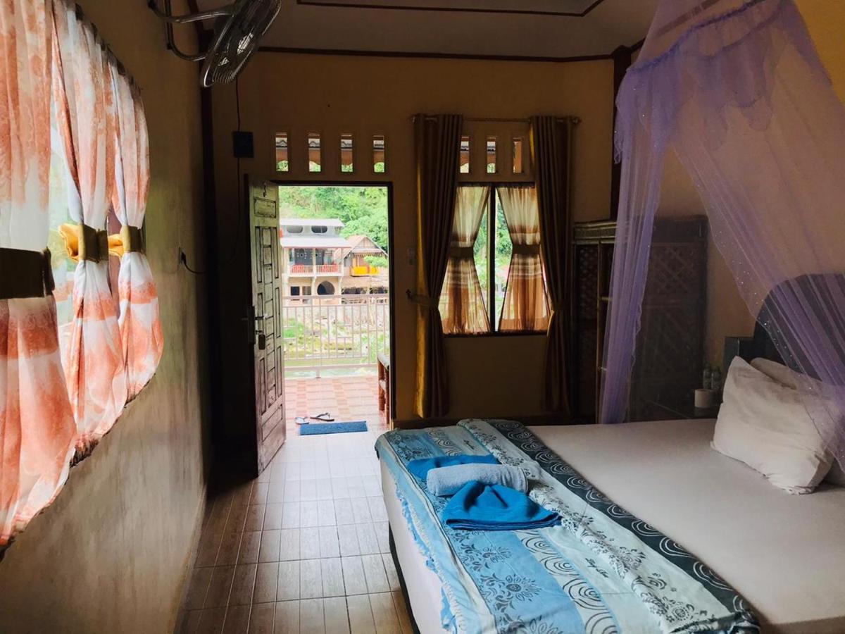 Thomas' Retreat Bukit Lawang Quarto foto